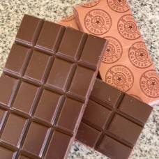 Chocolates & Botánicos Quintal de leche y canela, 100 grs.