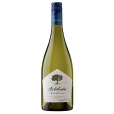 Caja de 6 Botellas de Vino Arboleda Chardonnay ($8.990 c/u)* Caja de 6 Botellas de Vino Arboleda Chardonnay ($8.990 c/u)*