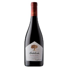 Caja de 6 Botellas de Vino Arboleda Pinot Noir ($8.990 c/u)*